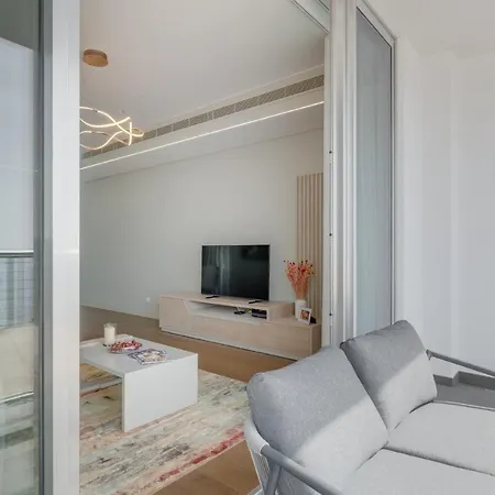 Madeira Palace Ocean Sounds