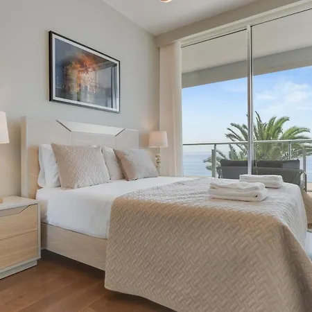 Madeira Palace Ocean Sounds 3 Pools & Ac Apartment *