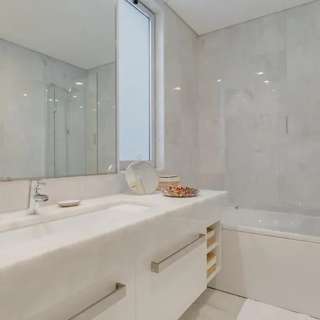Madeira Palace Ocean Sounds 3 Pools & Ac Apartment Funchal (Madeira)