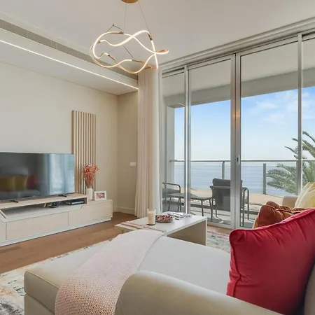 Madeira Palace Ocean Sounds 3 Pools & Ac Apartment