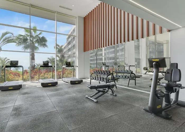 Madeira Palace Ocean Sounds